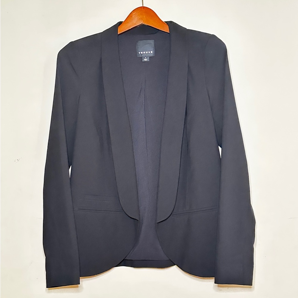 Black Blazer
